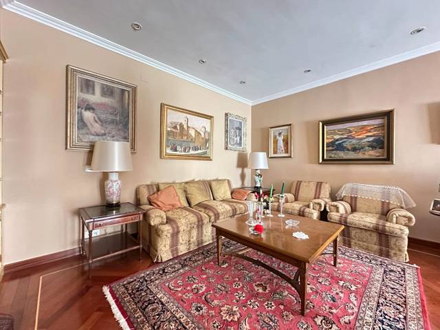 Piso en Venta en Calle del Padre Damián, 34b en Hispanoamérica - Bernabéu