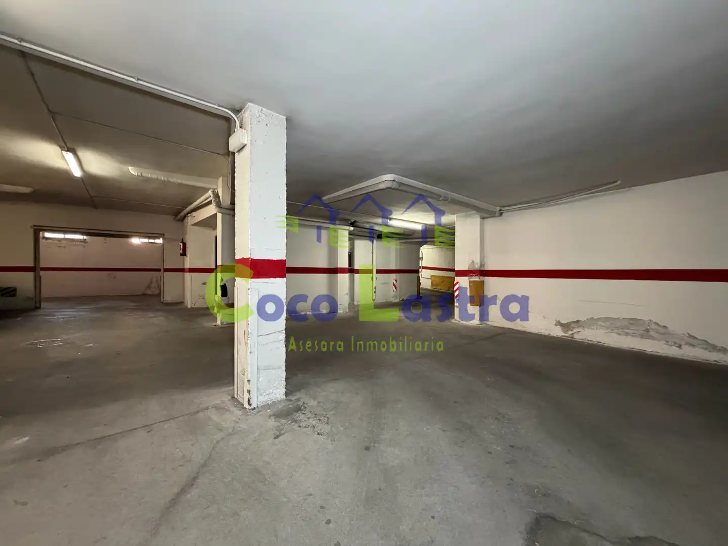 Parking de Piso en venta en Salamanca con Calefacción, Terraza y Lavadora