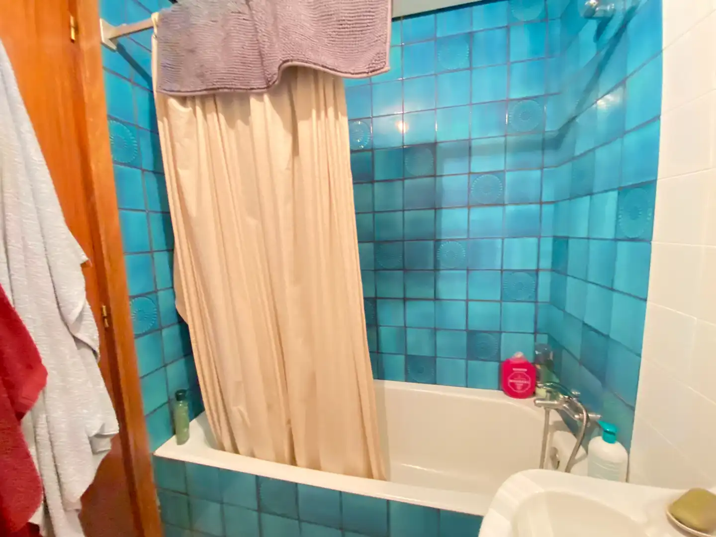 Baño de Piso en venta en Bilbao  con Calefacción, Terraza y Balcón