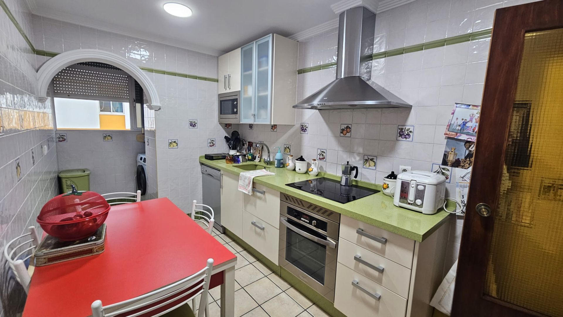 Kitchen of Flat for sale in El Puerto de Santa María  with Air Conditioner and Storage room