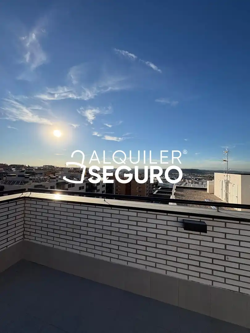 Attique avec piscine à louer à de Lisboa