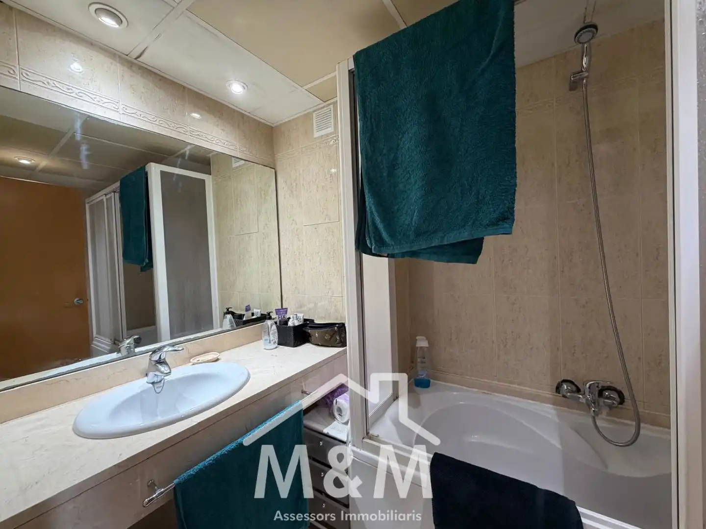 Bathroom of Attic for rent in Castelldefels  with Terrace and Community pool
