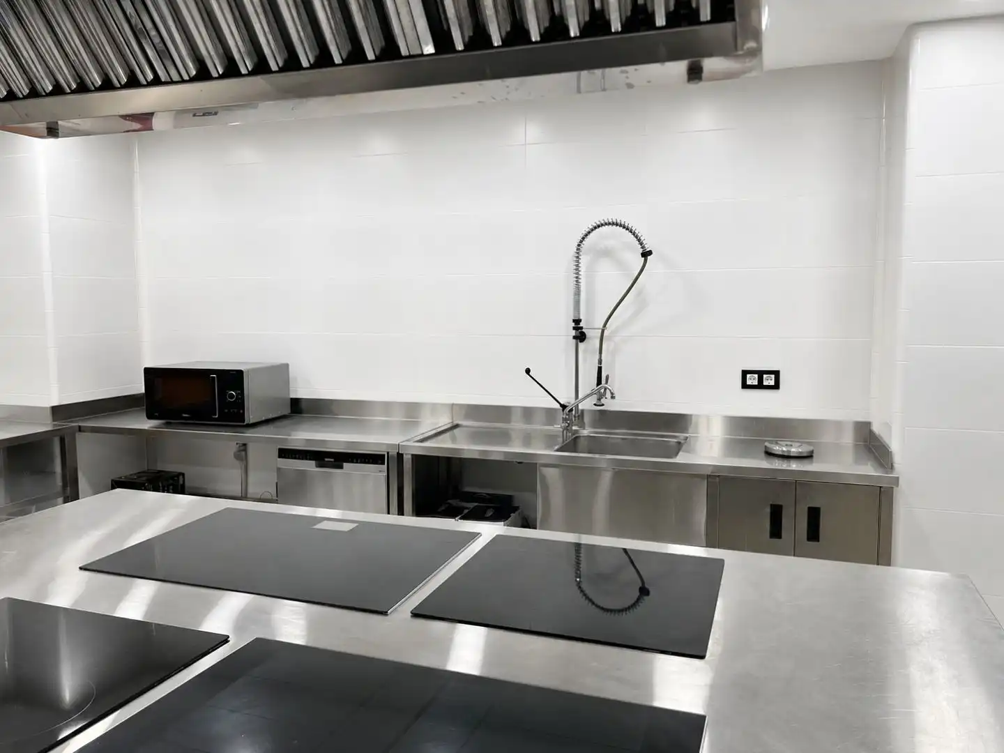 Cocina de Local en venta en Madrid con Aire acondicionado, Calefacción y Alarma