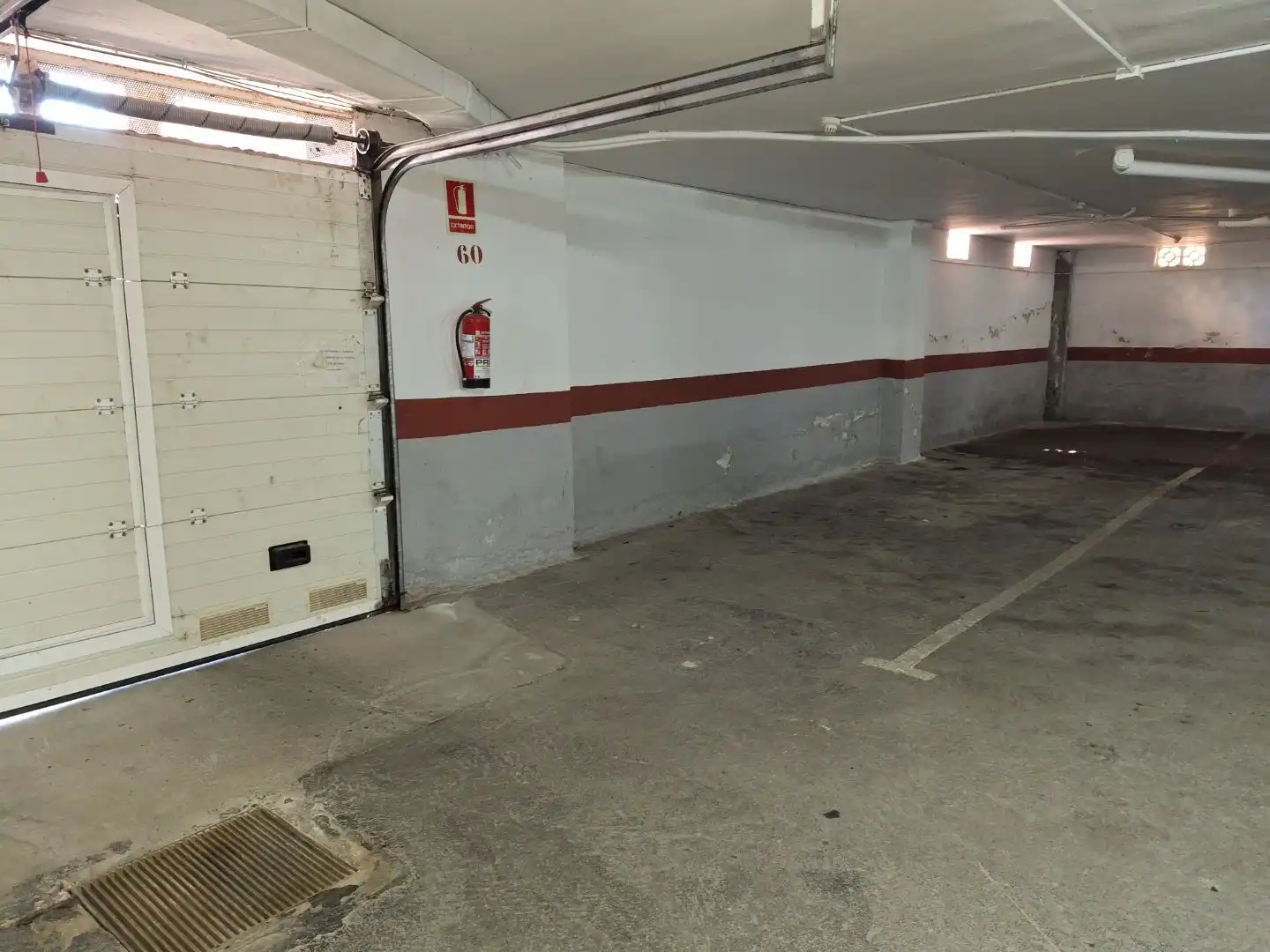 Aparcament de Garatge en venda en Salobreña amb Alarma