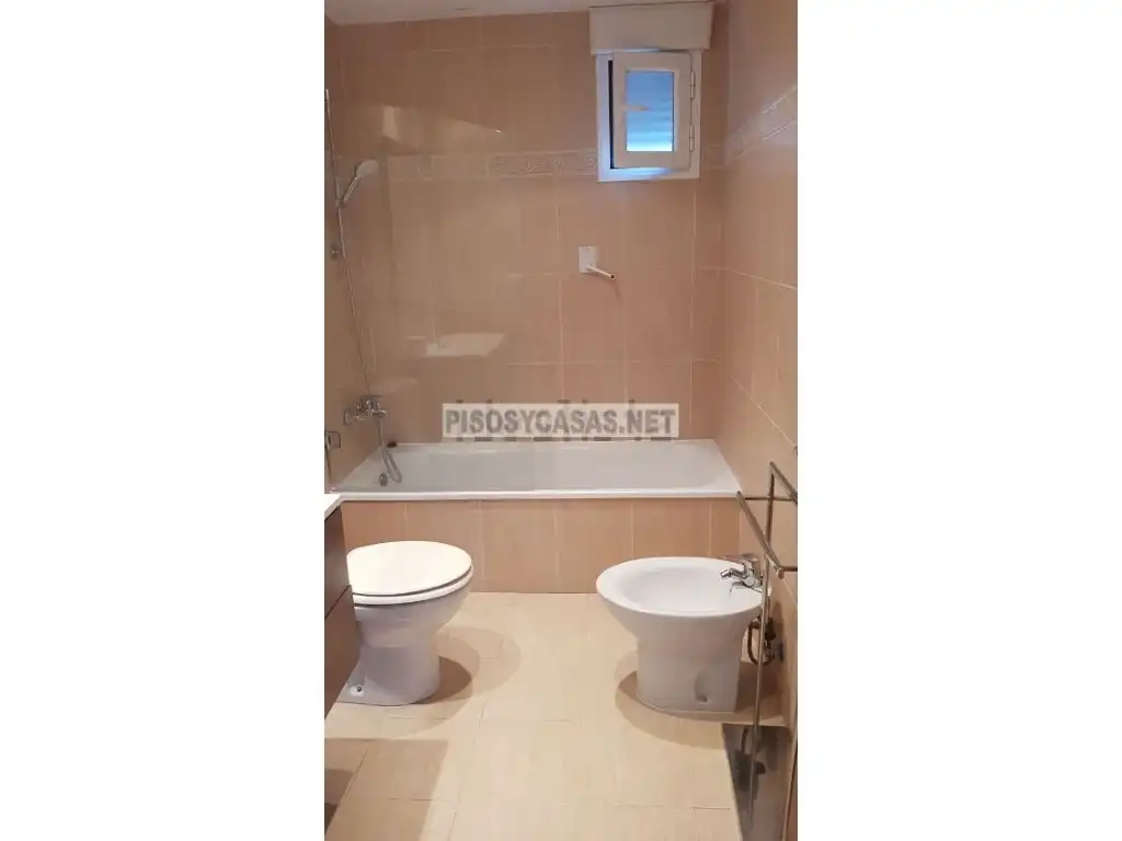 Baño de Casa o chalet en venta en Chiva con Aire acondicionado, Piscina y Balcón