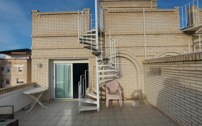 Exterior view of Attic for sale in El Vendrell  with Heating, Terrace and Alarm