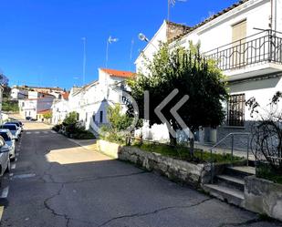 Vista exterior de Casa adosada en venda en Coria