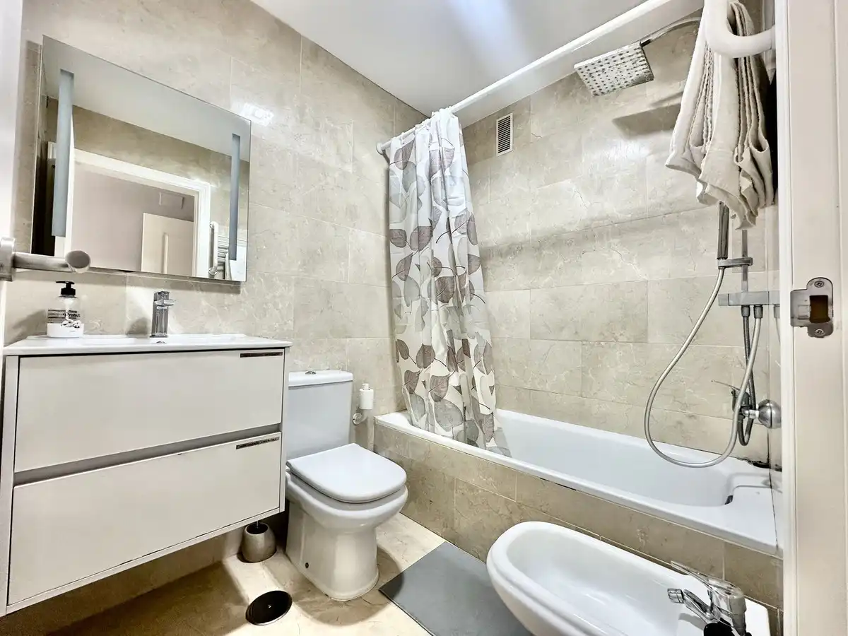 Badezimmer von Wohnungen zum Verkauf in Mijas mit Klimaanlage, Heizung und Terrasse
