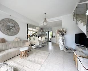 Living room of House or chalet for sale in Orihuela  with Air Conditioner, Heating and Private garden