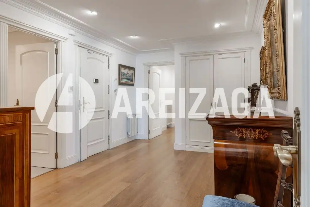 Flat for sale in Donostia - San Sebastián   with Air Conditioner, Heating and Terrace