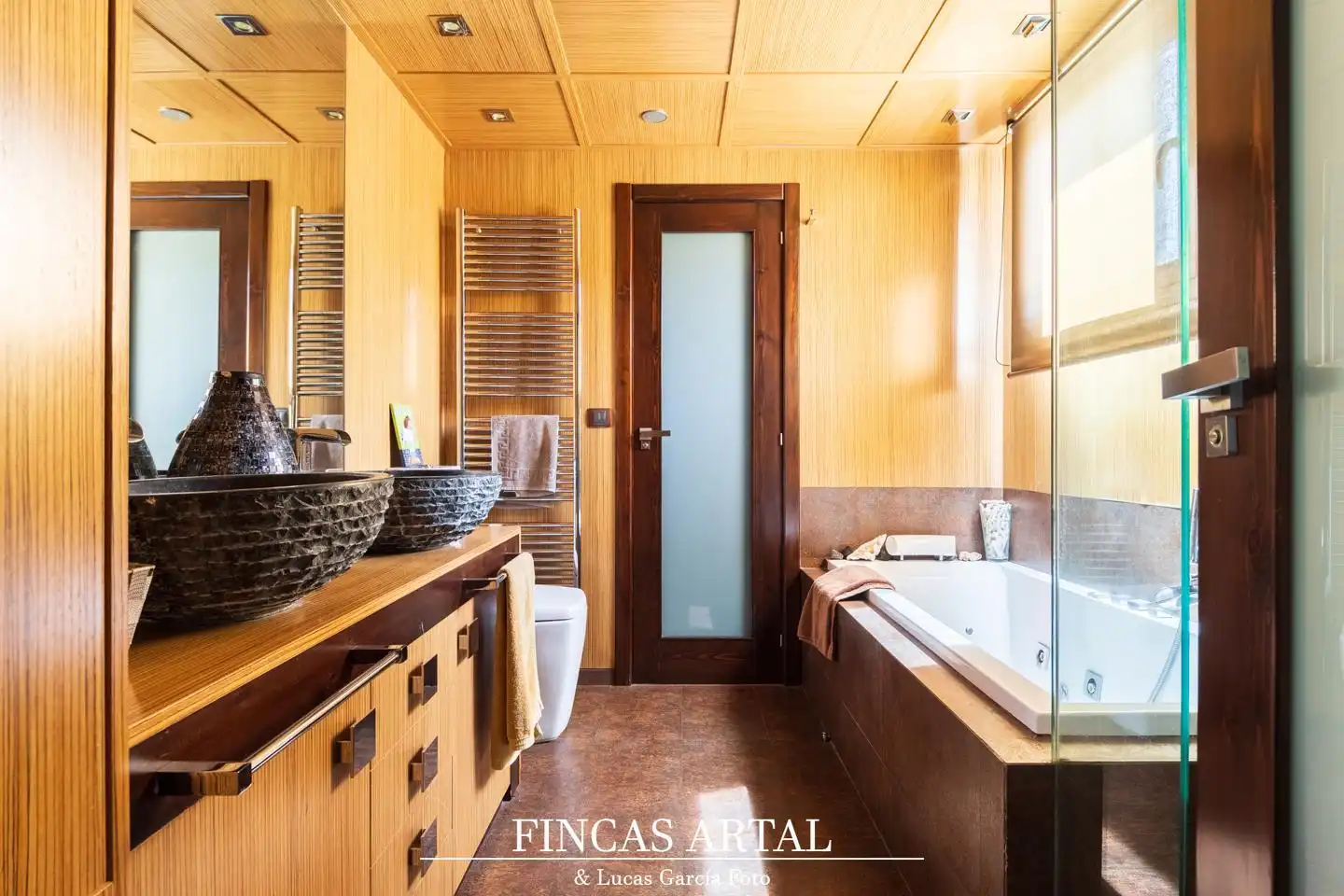 Baño de Casa o chalet en venta en Zaragoza con Aire acondicionado, Calefacción y Jardín privado