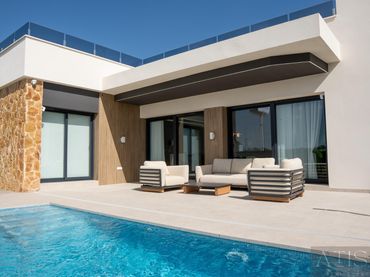 Villa con piscina in vendita a Rojales