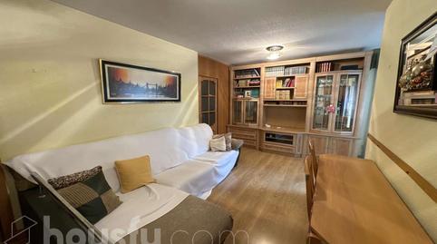 Foto 2 de Piso de alquiler en Avenida de Los Príncipes de España, ., La Espinilla - Parque Blanco, Madrid