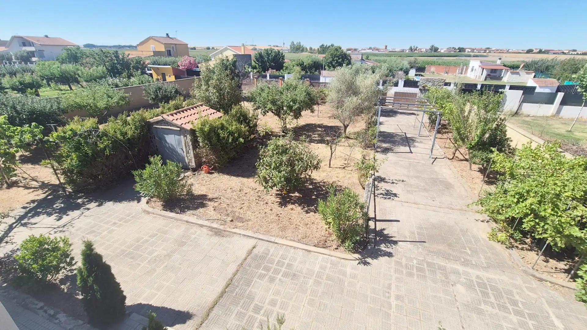 Houses for sale in Calvarrasa de Abajo  with Heating, Storage room and Furnished