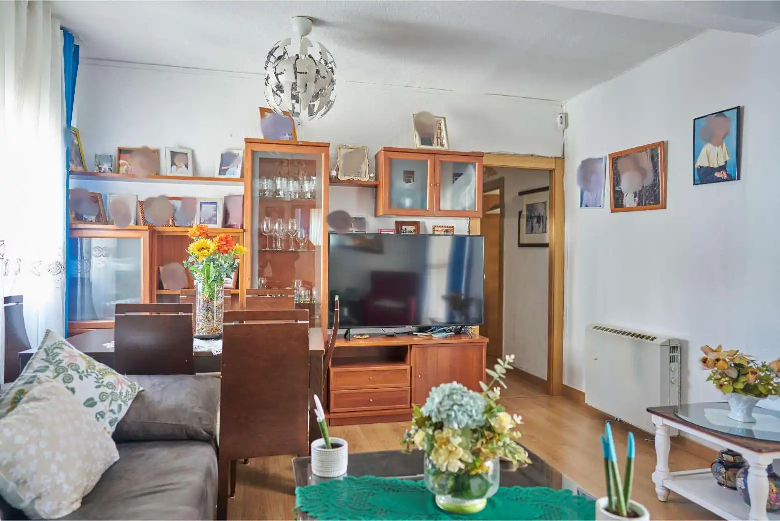 Sala de estar de Piso en venta en Moralzarzal con Terraza, Trastero y Amueblado