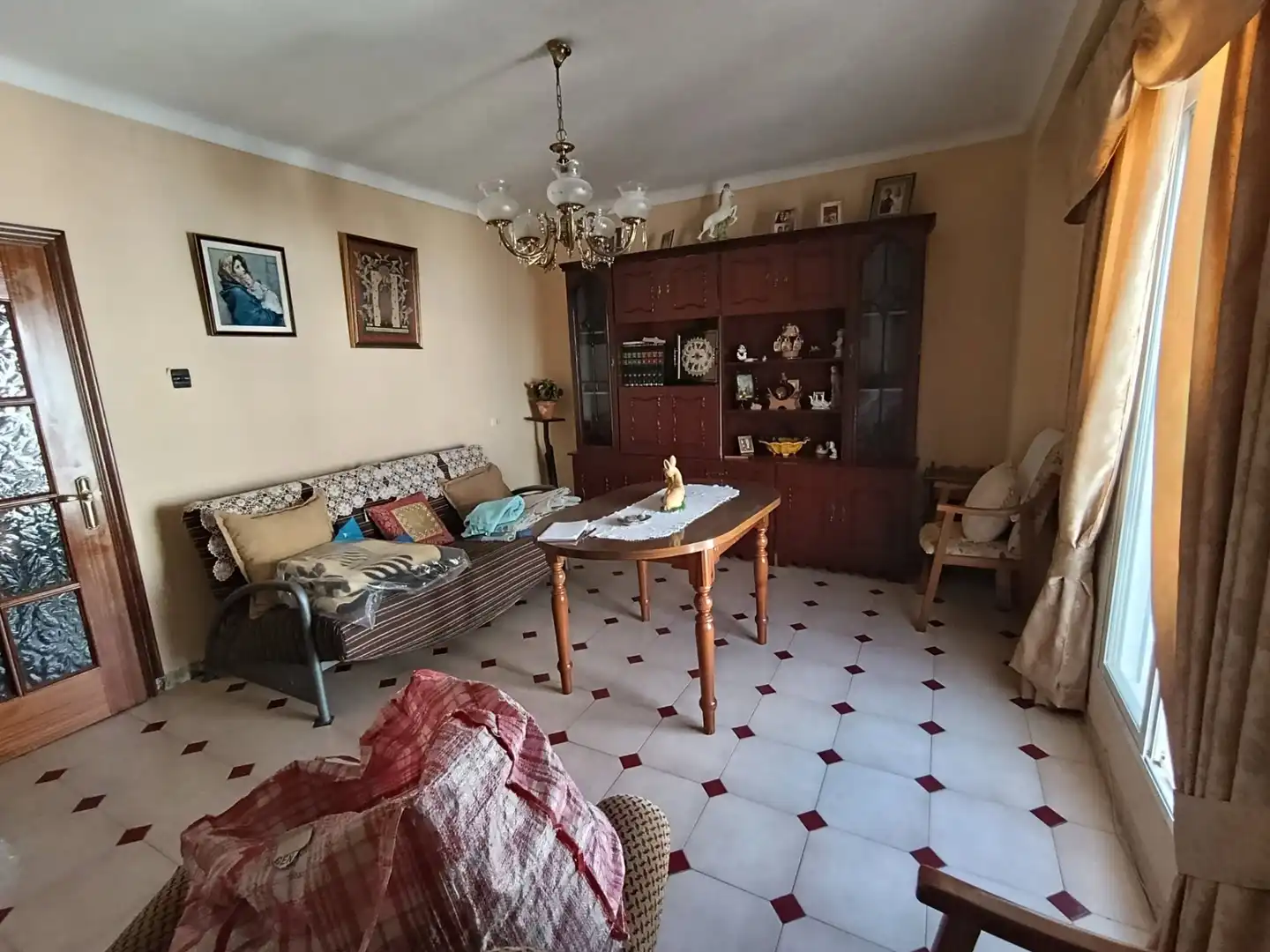 Sala de estar de Piso en venta en Iznájar con Aire acondicionado, Calefacción y Amueblado