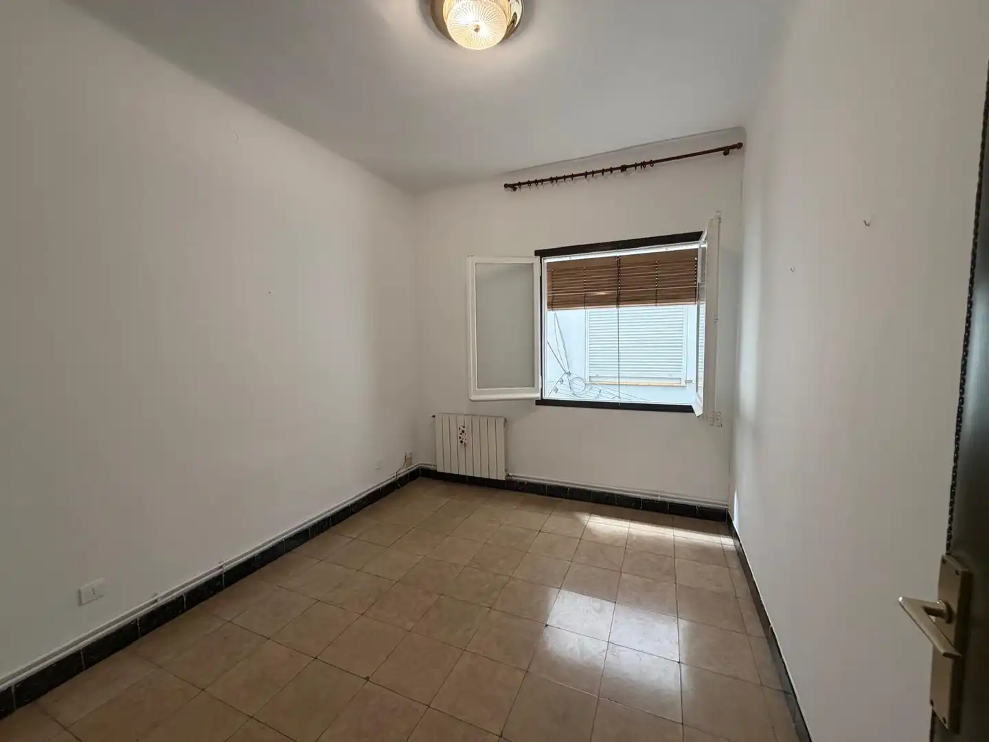 Bedroom of Flat for sale in Barcelona  with Heating and Balcony