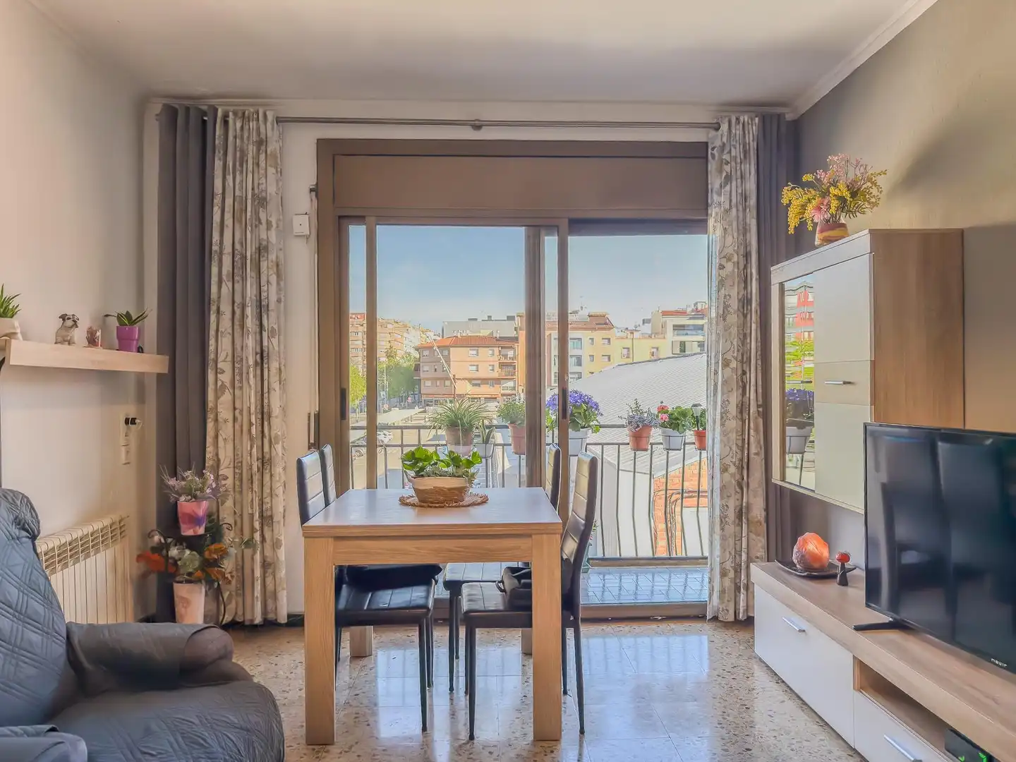 Comedor de Piso en venta en Terrassa con Aire acondicionado, Calefacción y Balcón
