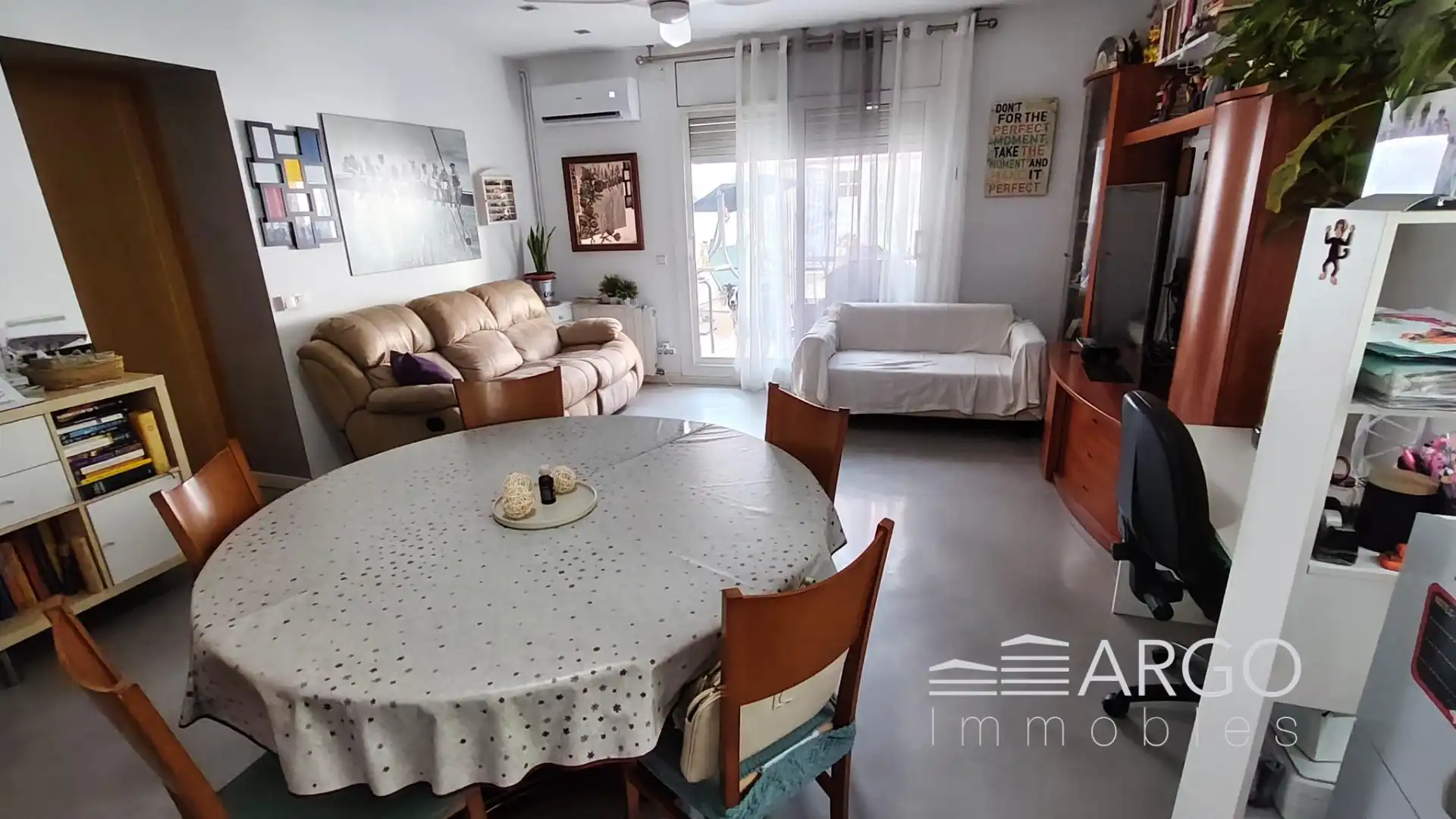 Sala de estar de Piso en venta en Rubí con Aire acondicionado, Calefacción y Terraza