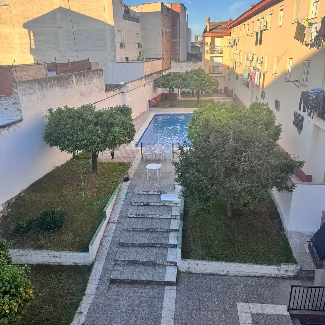 Schwimmbecken von Wohnung zur Miete in Albolote mit Klimaanlage, Heizung und Parkett