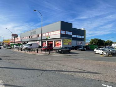 Industriegebäude zur Miete in Norte