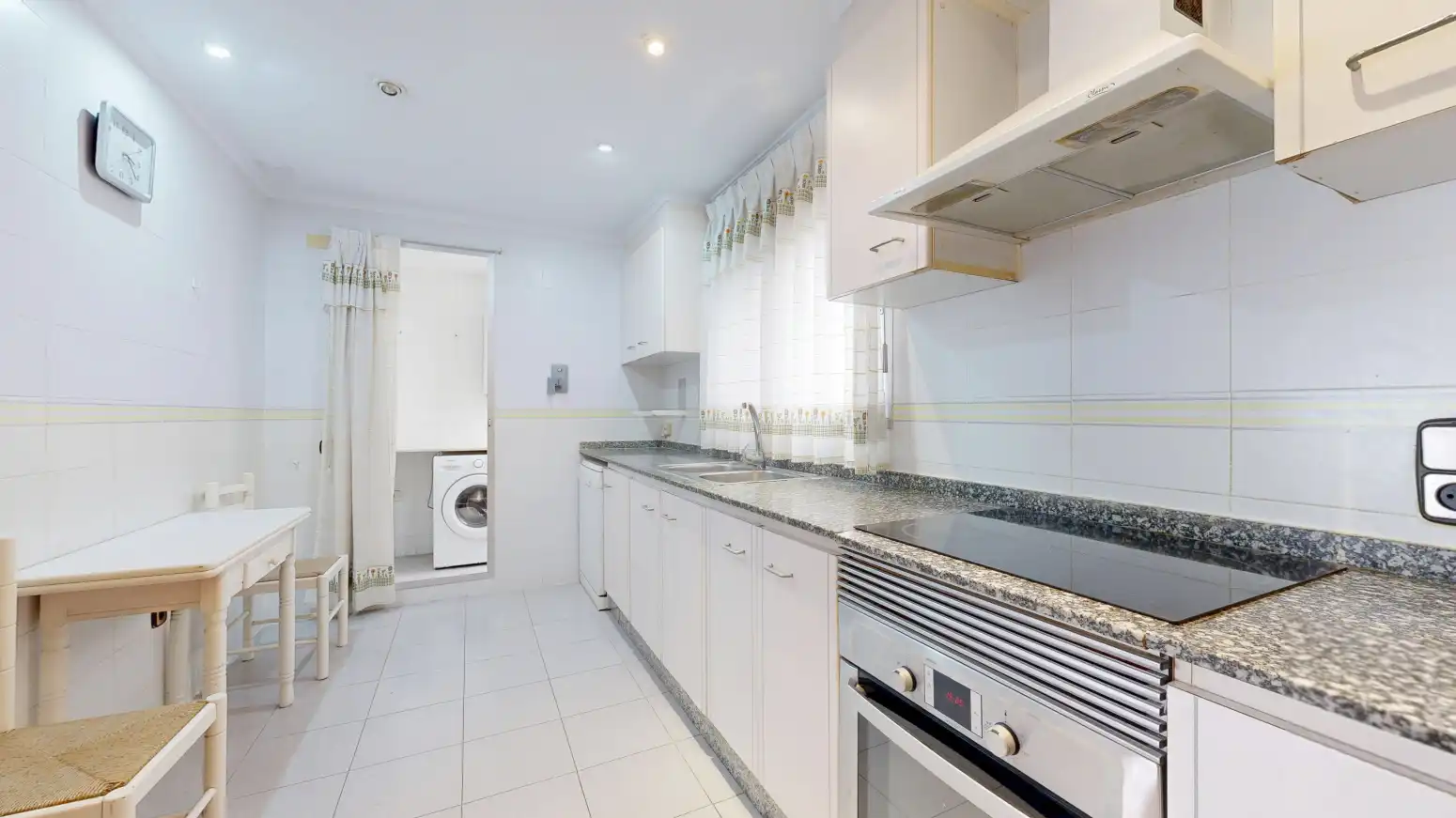 Cocina de Piso en venta en Torrent con Balcón