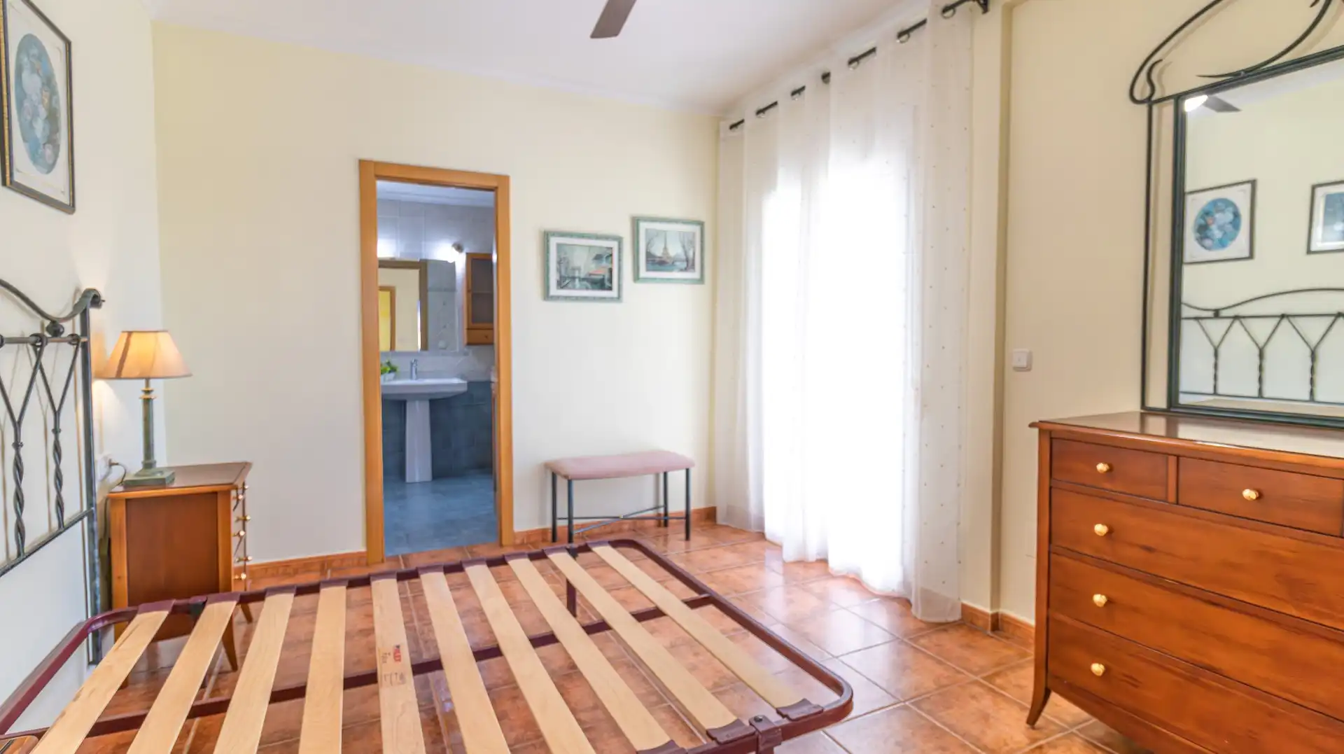 Habitación de Casa o chalet en venta en Elche / Elx con Aire acondicionado, Calefacción y Terraza