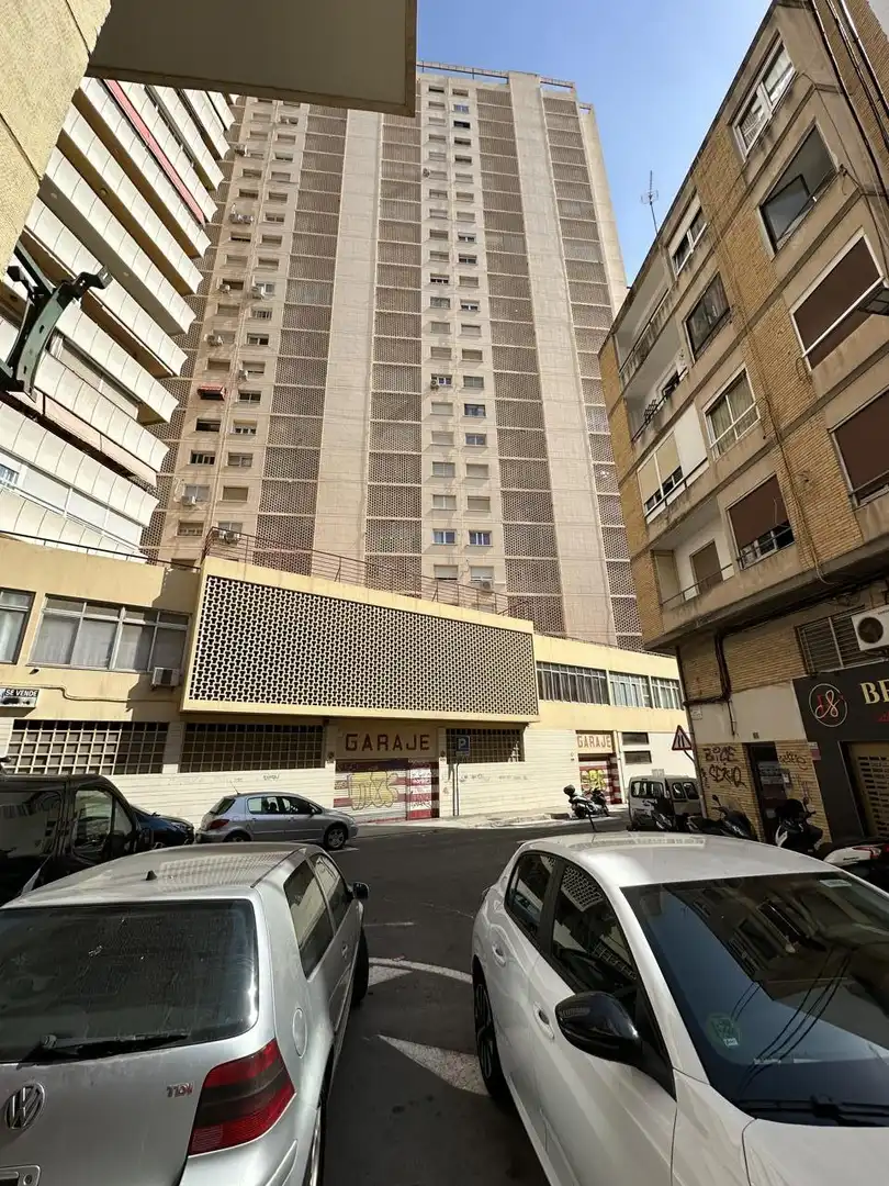 Vista exterior de Oficina en venta en Alicante / Alacant