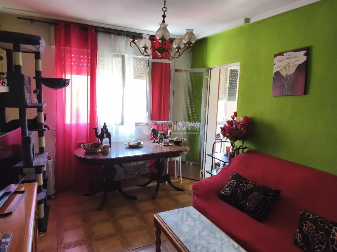 Sala d'estar de Pis en venda en Guadalajara amb Aire condicionat, Calefacció i Terrassa