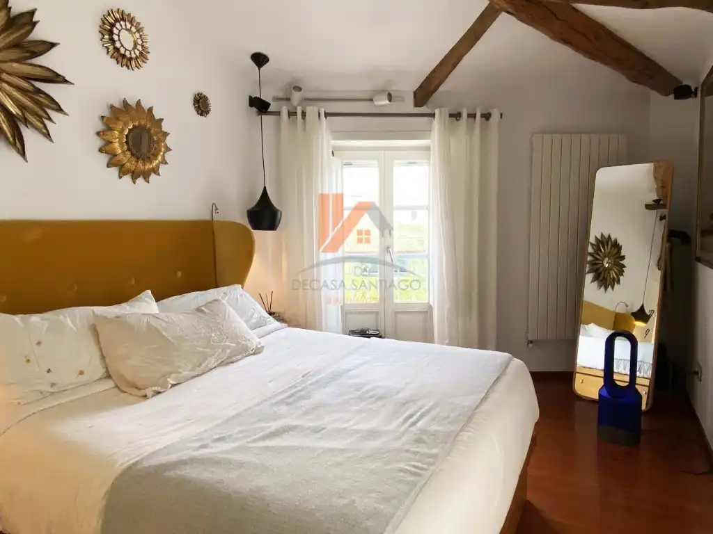 Bedroom of Houses for sale in Santiago de Compostela   with Washing machine