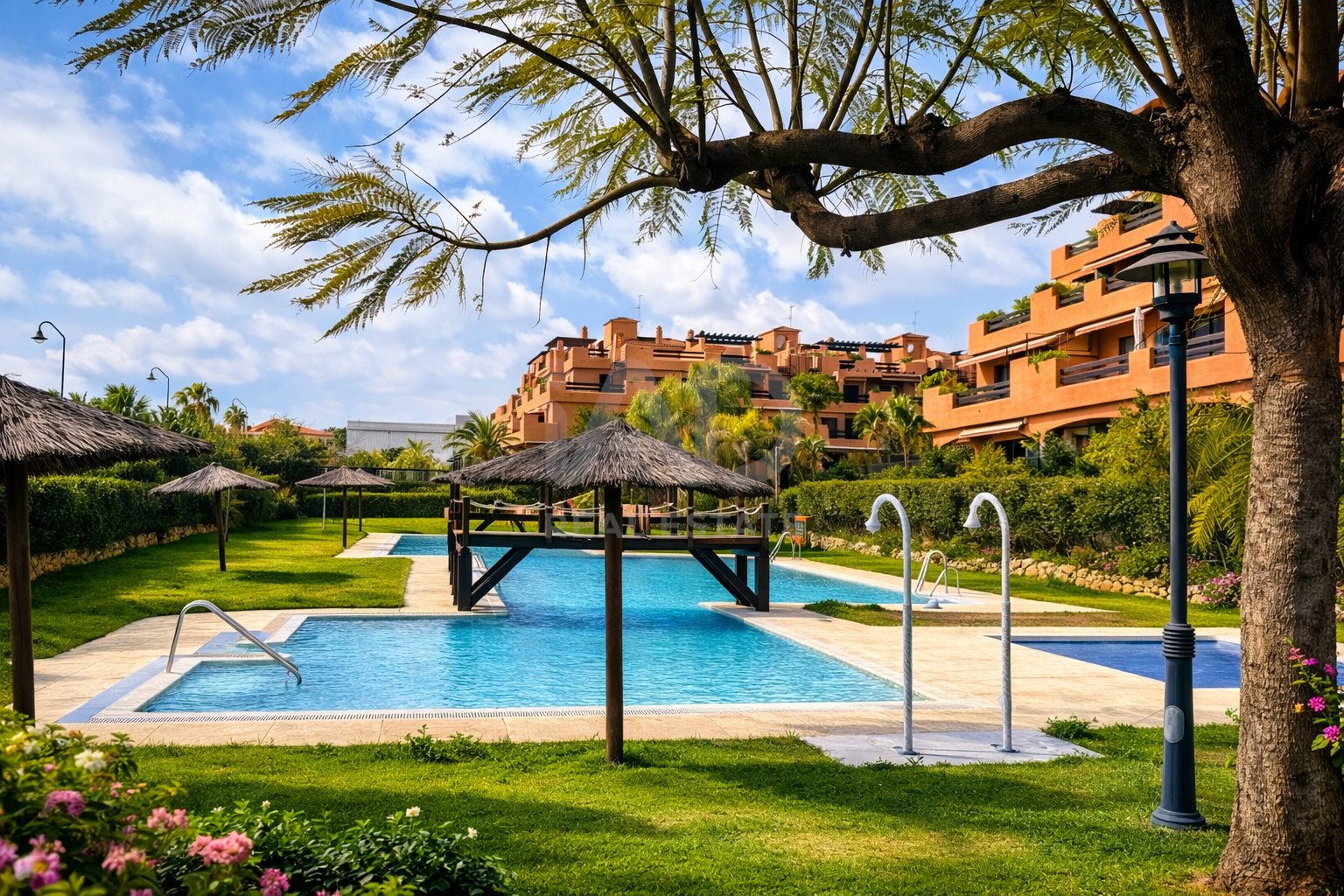 Jardí de Pis en venda en Estepona amb Terrassa i Piscina