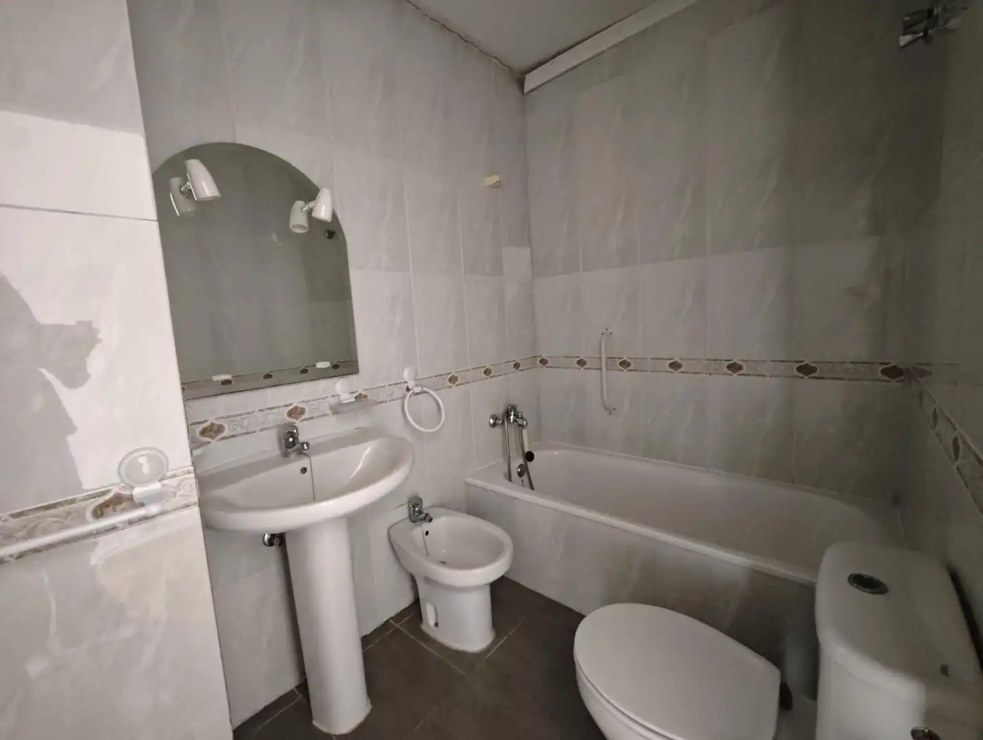 Badezimmer von Wohnung zum Verkauf in A Fonsagrada 
