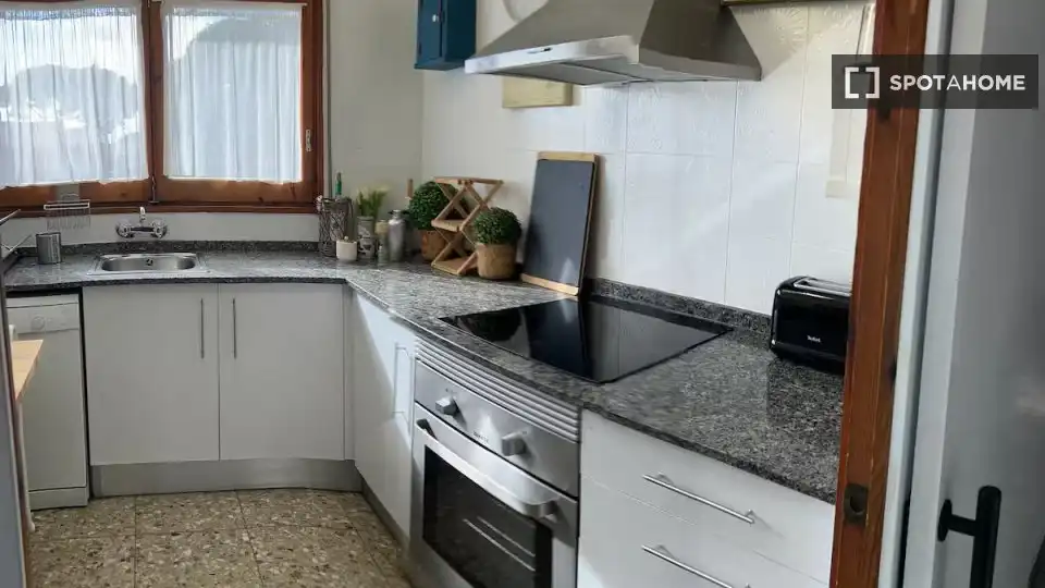 Küche von Wohnung zur Miete in Cànoves I Samalús mit Klimaanlage, Heizung und Möbliert