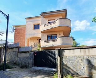 Exterior view of House or chalet for sale in Piera  with Terrace, Swimming Pool and Balcony