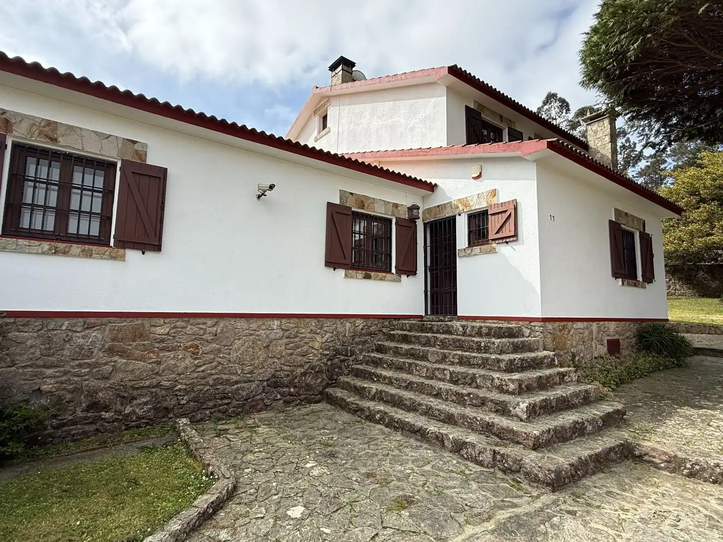 Vista exterior de Casa o chalet en venta en Muxía con Calefacción y Jardín privado