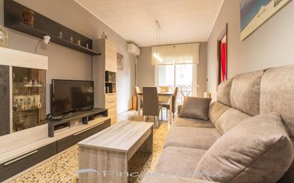 Living room of Flat for sale in  Barcelona Capital  with Air Conditioner, Heating and Terrace