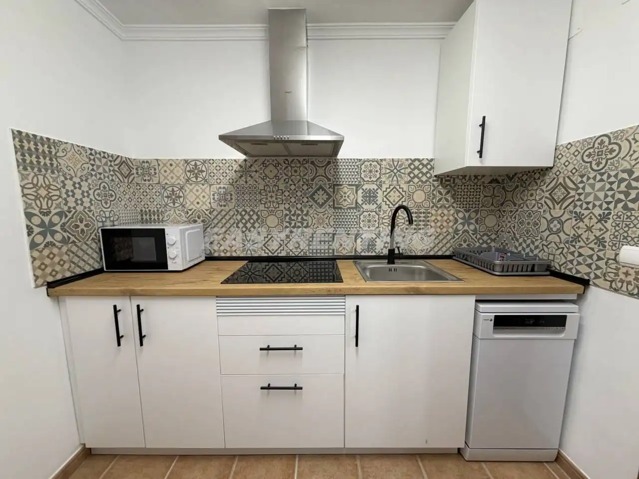 Kitchen of Flat for rent in La Línea de la Concepción  with Air Conditioner and Furnished