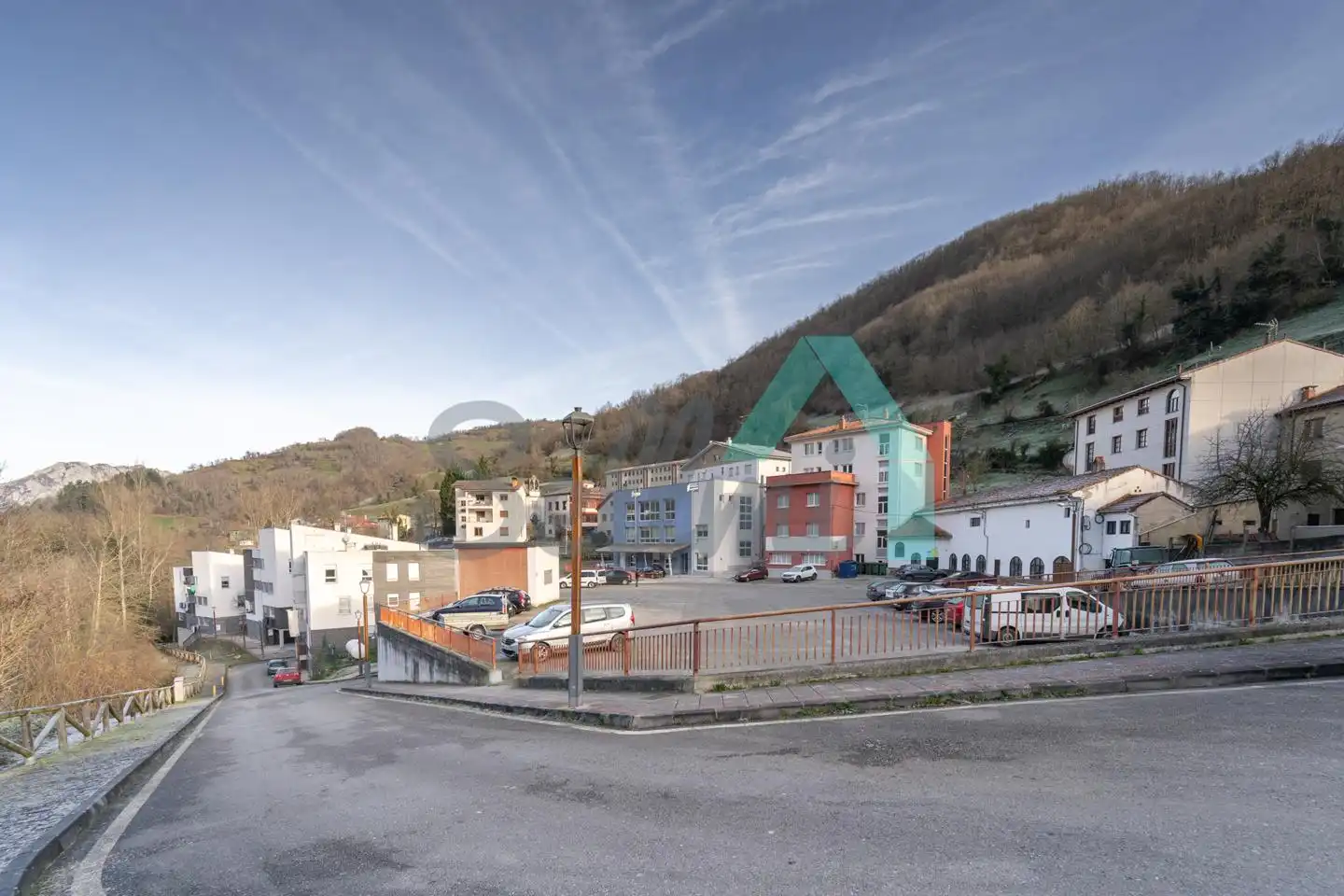 Vista exterior de Casa adosada en venta en Quirós con Parquet y Trastero