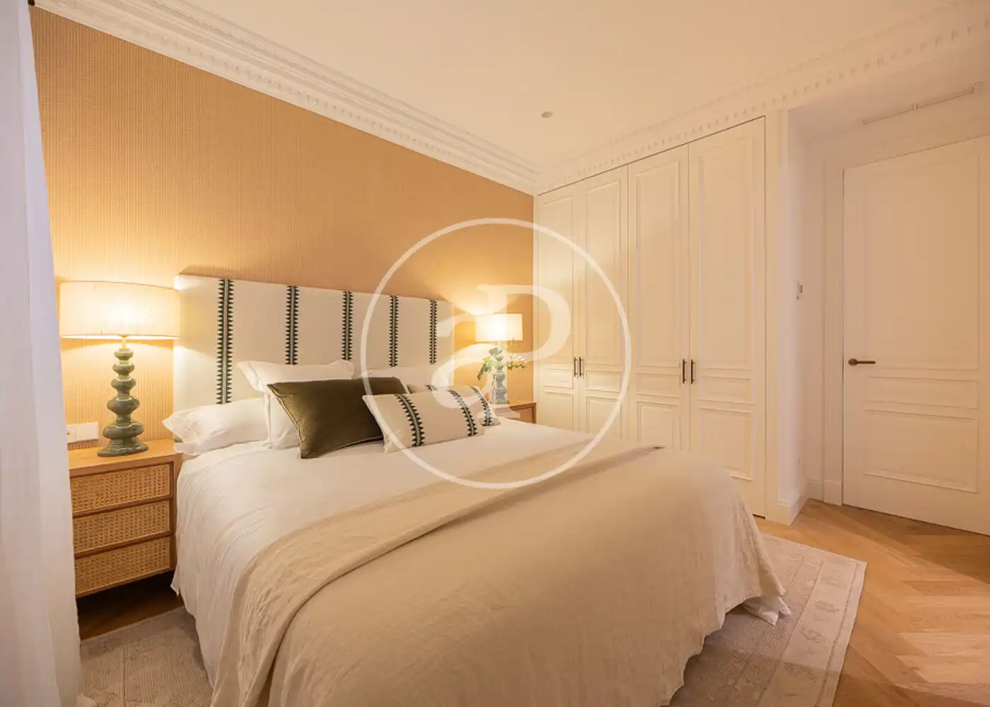 Bedroom of Flat for sale in Madrid  with Air Conditioner, Heating and Furnished