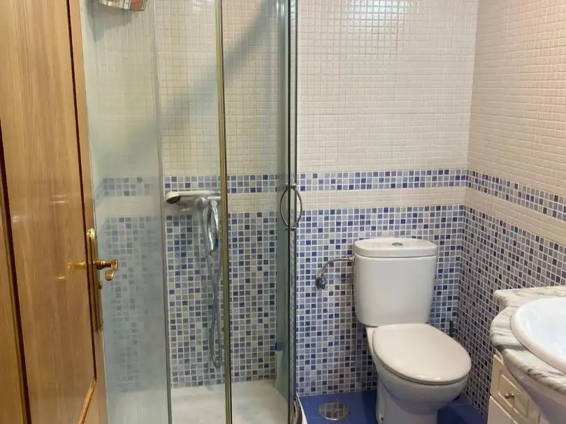 Bathroom of Attic for sale in Padrón