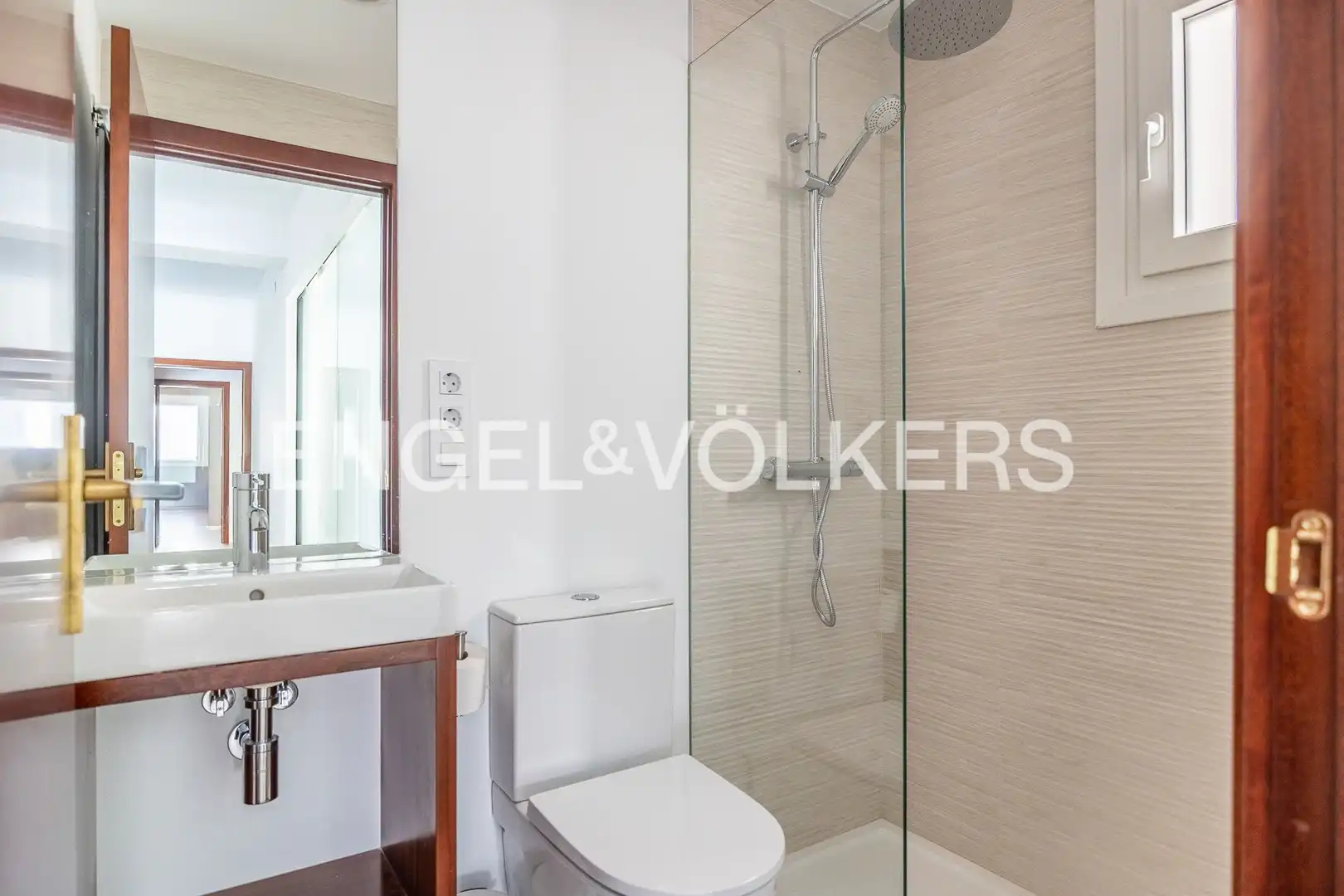 Piso con terraza en venta en Los Remedios, imagen 29