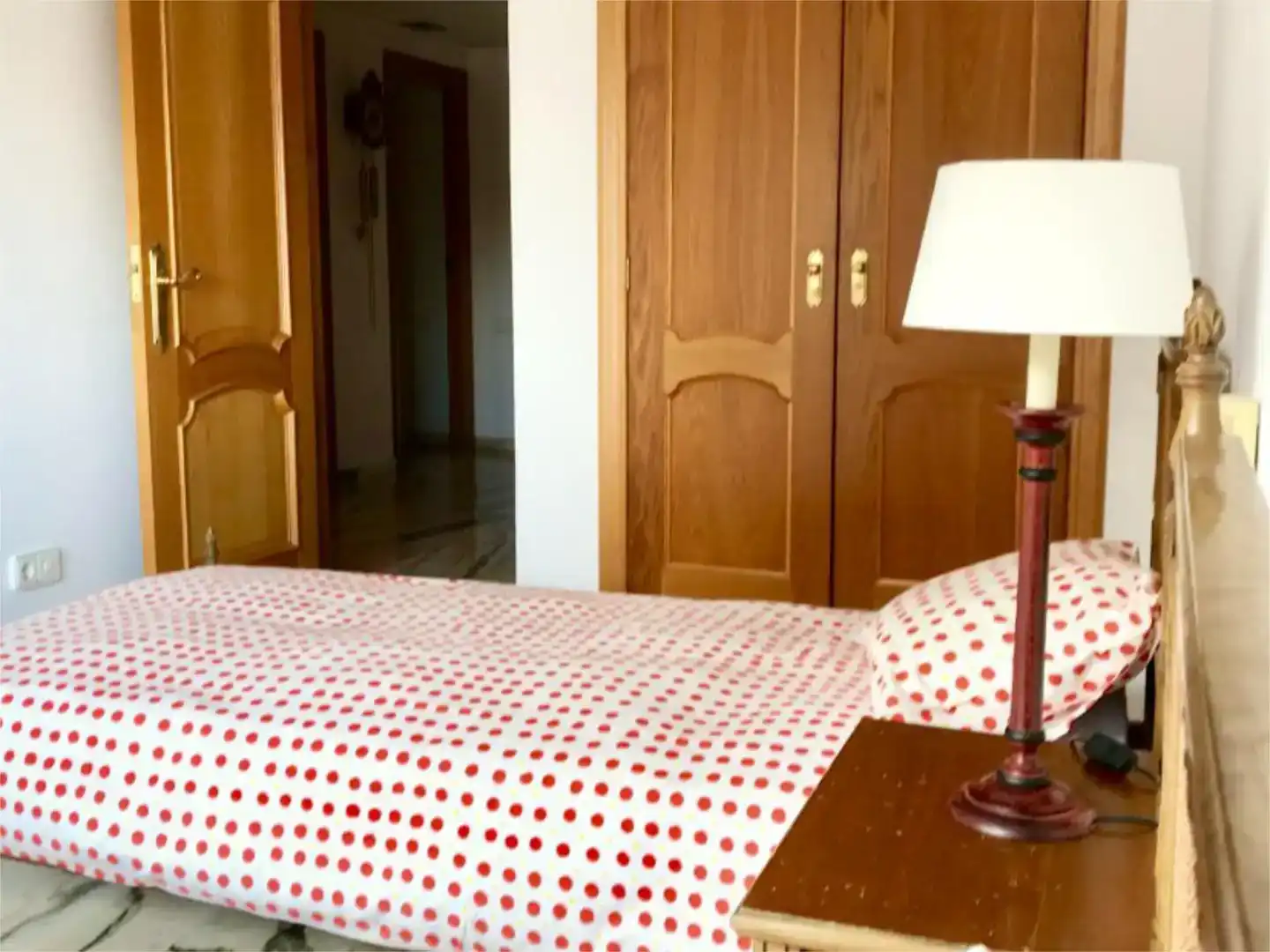 Schlafzimmer von Wohnung zur Miete in Gandia mit Klimaanlage und Balkon