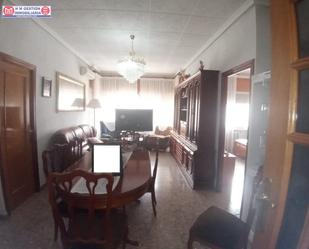 Sala d'estar de Casa o xalet en venda en Alcázar de San Juan amb Aire condicionat, Calefacció i Terrassa