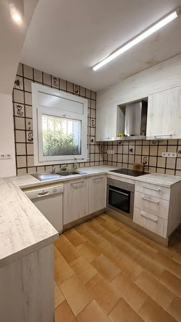 Cocina de Casa o chalet en venta en Empuriabrava con Calefacción, Jardín privado y Terraza