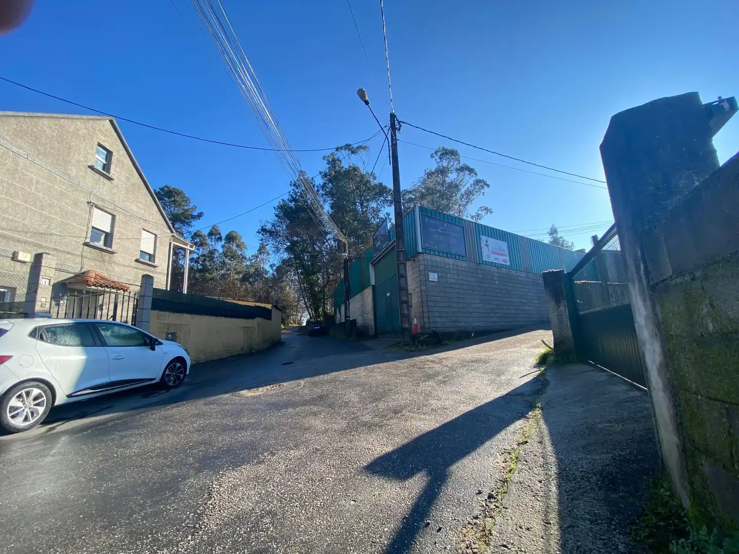 Exterior view of Industrial buildings for rent in Vigo 