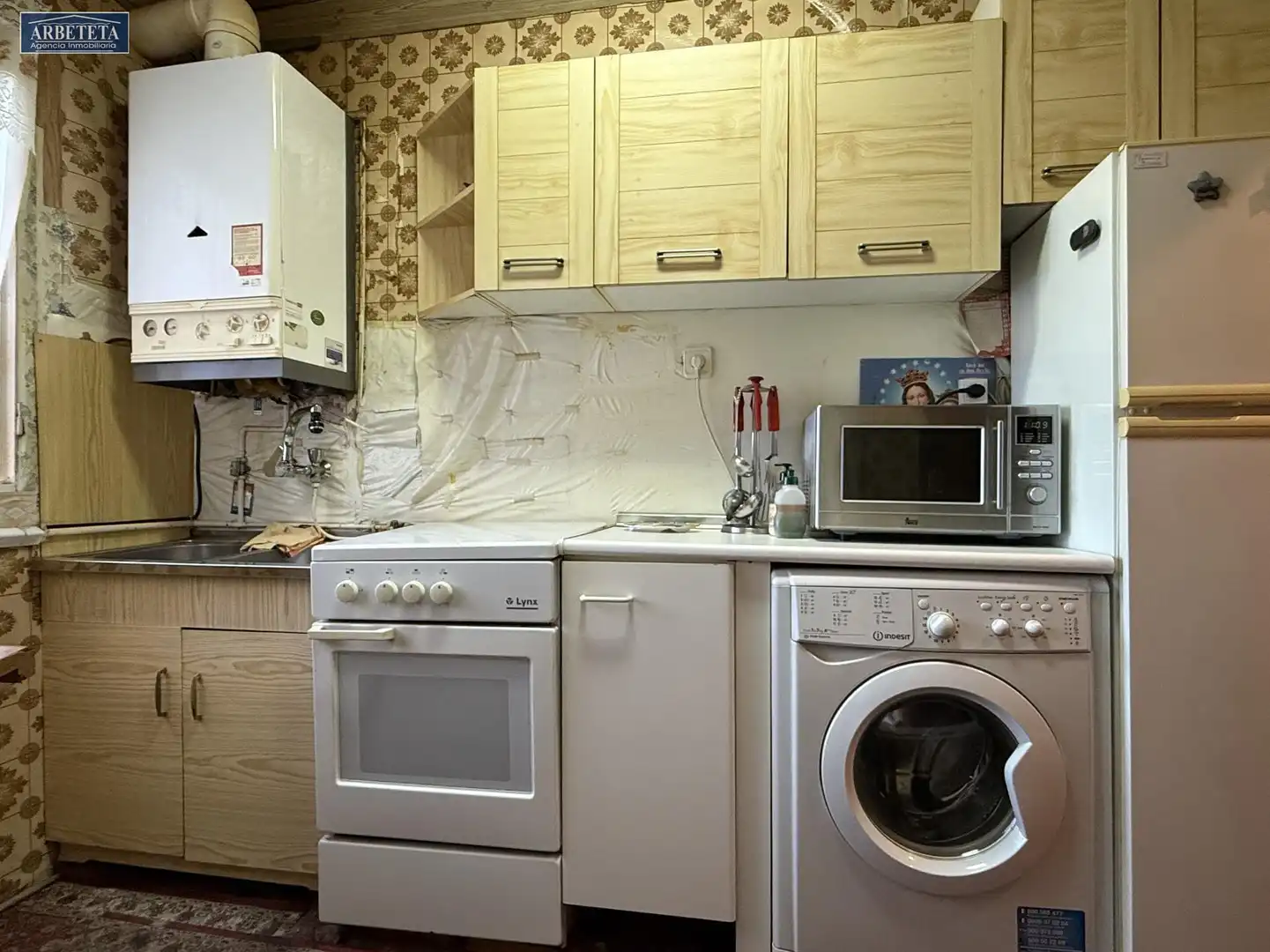 Kitchen of Flat for sale in Guadalajara  with Heating