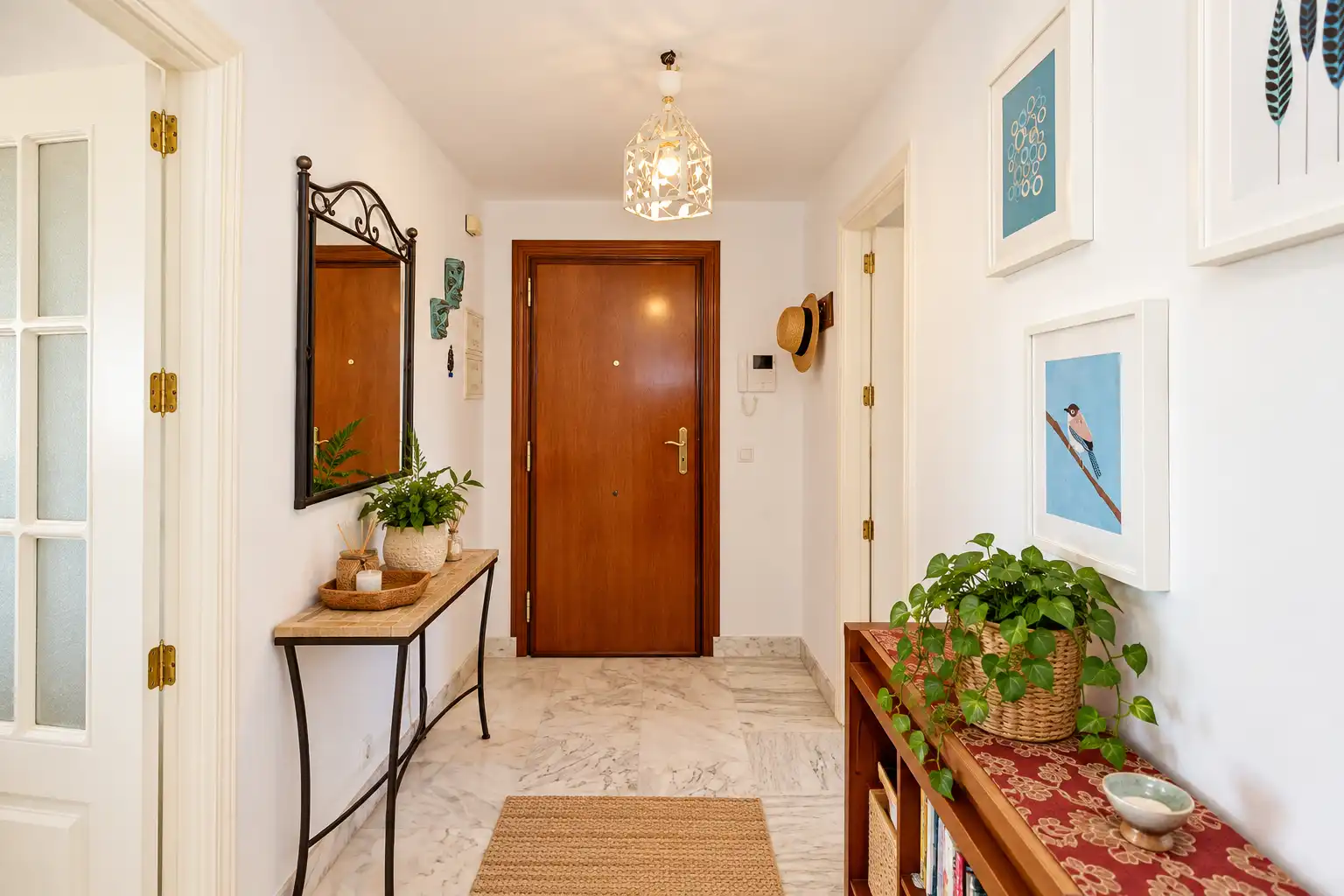 Apartment with pool for sale in Calle Las Azaleas, imagen 2