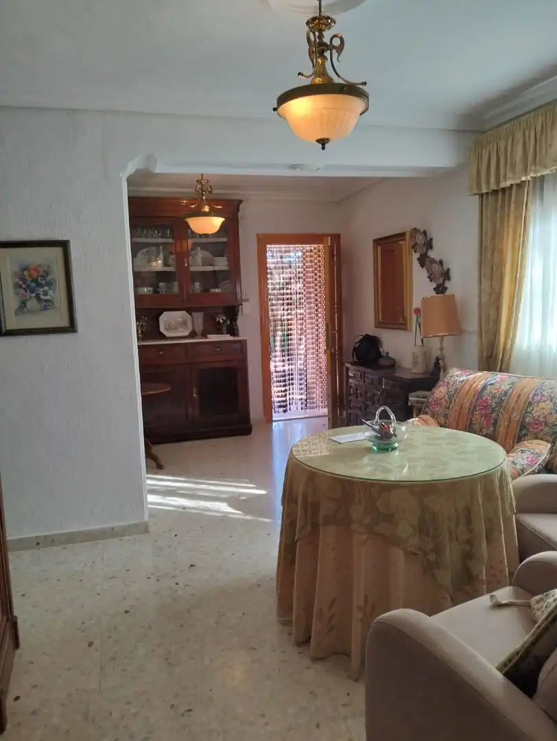 Casa o xalet en venda en Hellín amb Aire condicionat, Calefacció i Parquet
