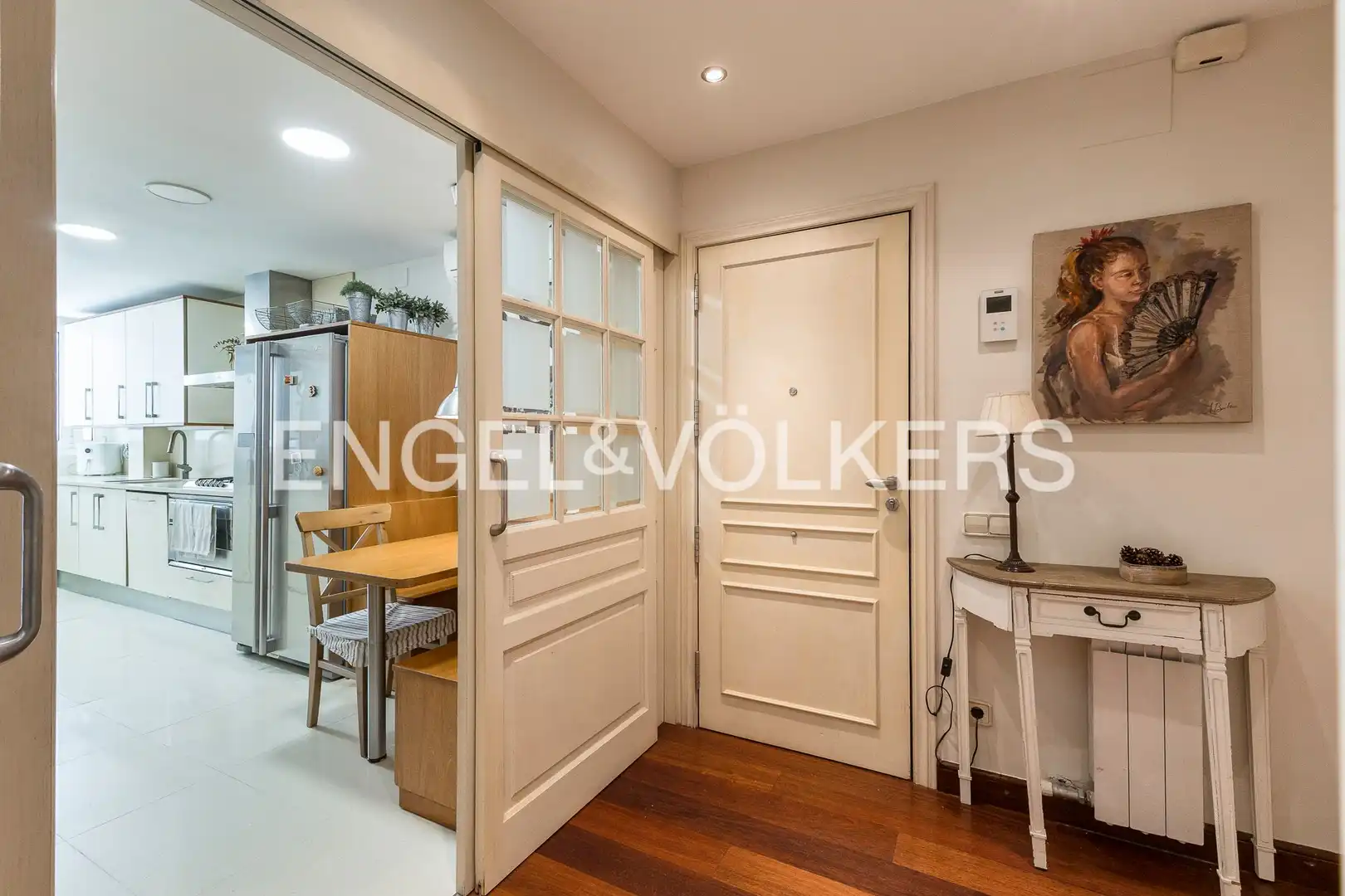 Flat for sale in Barcelona  with Air Conditioner, Heating and Furnished