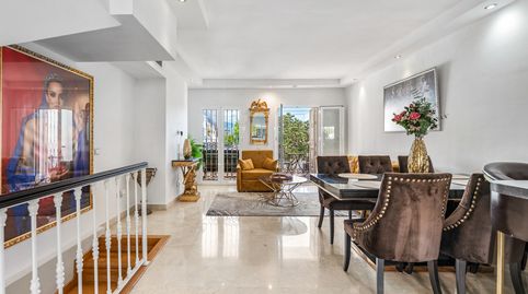 Adosado Reformado con Terraza Panorámica en la Azotea  Aloha Pueblo, Nueva Andalucía, imatge 3